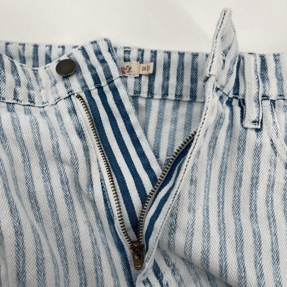 FAHERTY Topsail Shorts Size 28 Denim Jean Stripes Faded Cotton Blend Indigo Dyed - Picture 5 of 14
